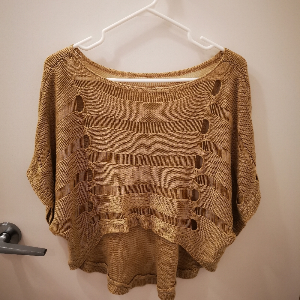 Katie Distressed Top